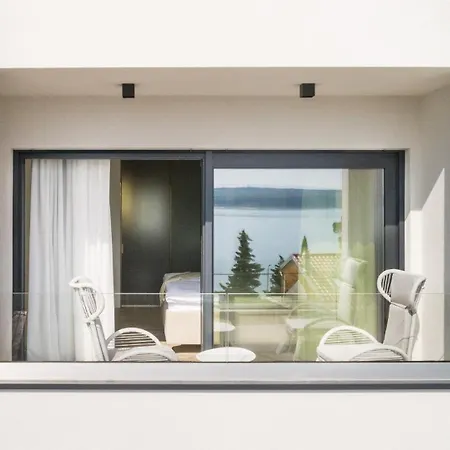 Luxury With Pool By Guide Βίλα *
