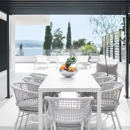 Luxury With Pool By Guide * Crikvenica