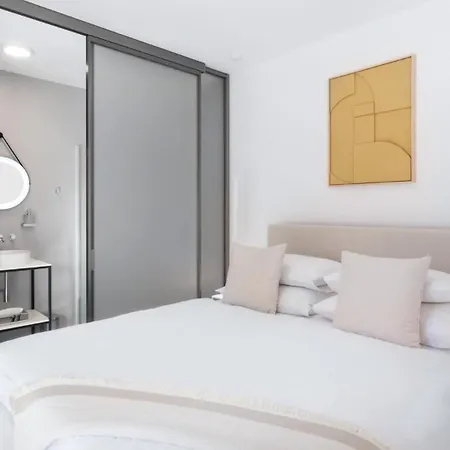 Luxury With Pool By Guide